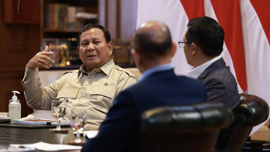 Alasan Prabowo Mau Semua Mobil-Motor di RI Pakai Tenaga Listrik