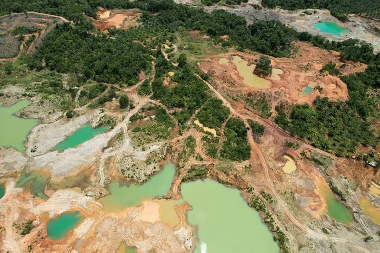 Indonesia Faces Critical Environmental Intersection Amidst National Eid Homecoming Season