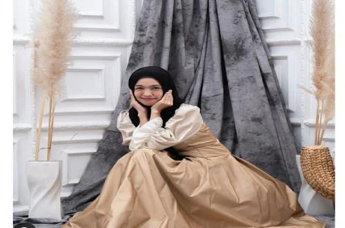 Indonesian Business Coach and Mother of Ten Challenges Childfree Narrative Through Islamic Perspective and Personal Success