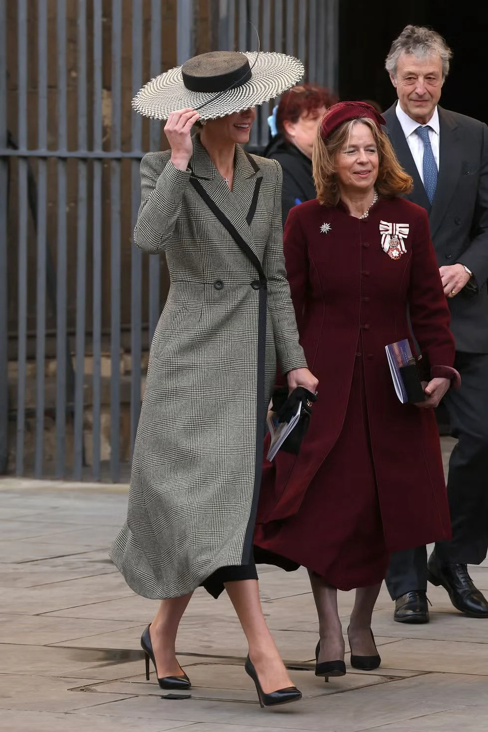 Kate Middleton Dazzles in Striking Houndstooth Ensemble and Wide-Brimmed Hat at Historic Canterbury Cathedral Service