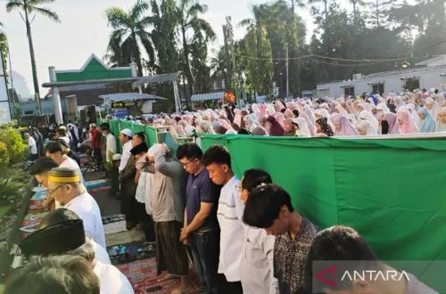 Muhammadiyah Congregations Across Indonesia Observe Eid al-Fitr, Emphasizing Tolerance Amidst Calendar Differences