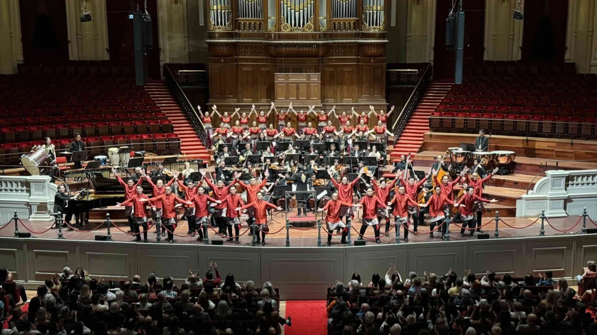 Avip Priatna Leads Jakarta Concert Orchestra & Batavia Madrigal Singers to the Legendary Stage of Het Concertgebouw Amsterdam