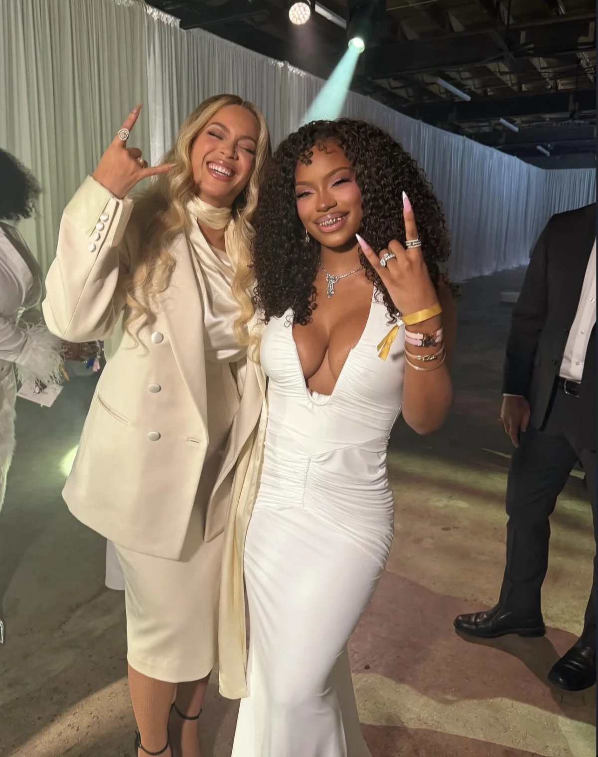 Beyoncé Makes a Rare Public Appearance with Mother Tina Knowles and Daughter Blue Ivy at Cérèd Launch Event in Los Angeles