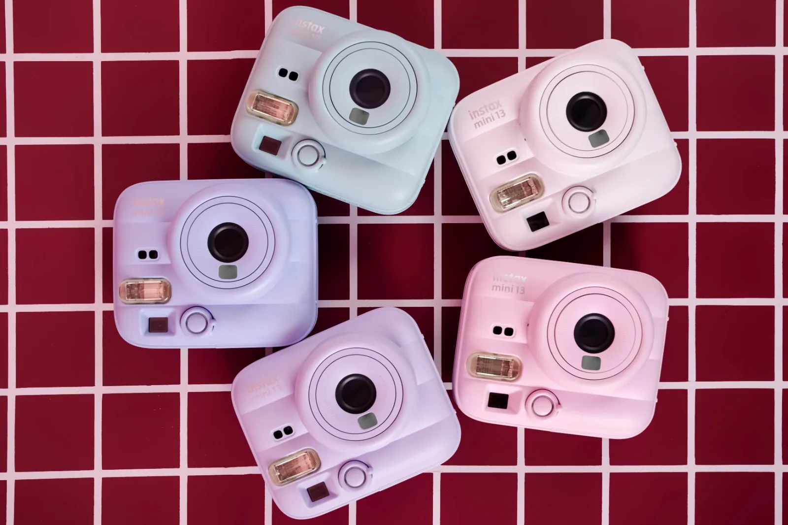 Fujifilm Launches the Instax Mini 13 in Indonesia, Ushering in a New Era of Instant Photography for Beginners