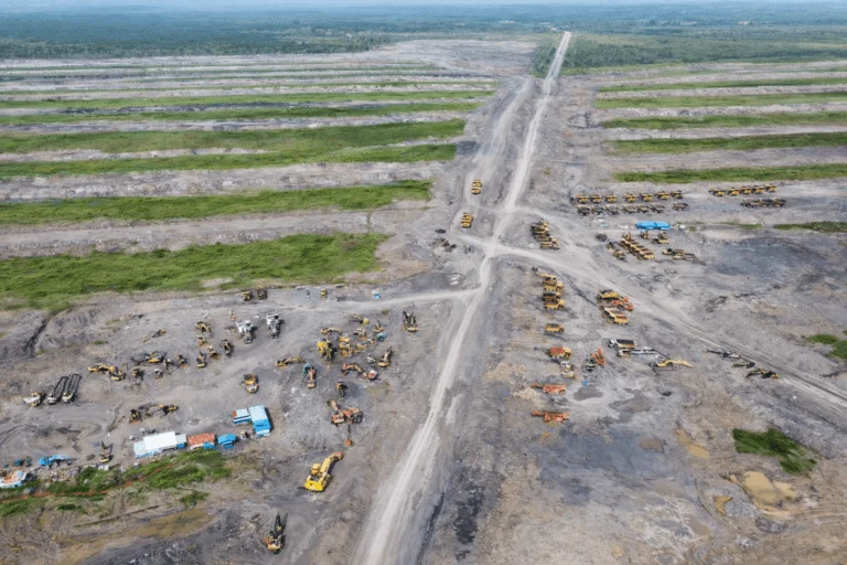 Restoration of Rights for Kotabaru Transmigrants Facing Land Conflict with Coal Mining Interests in South Kalimantan