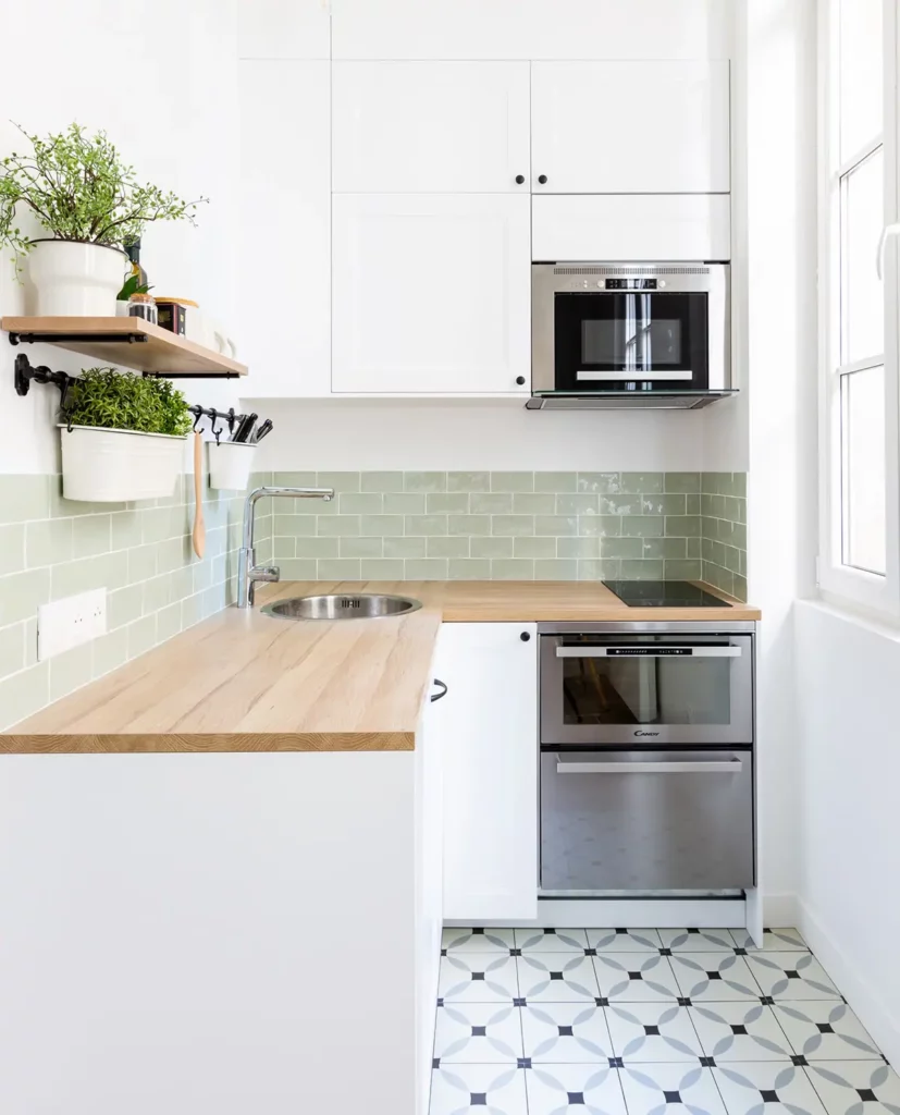 The L-Shaped Kitchen: A Timeless Design for Modern Living and Ergonomic Efficiency