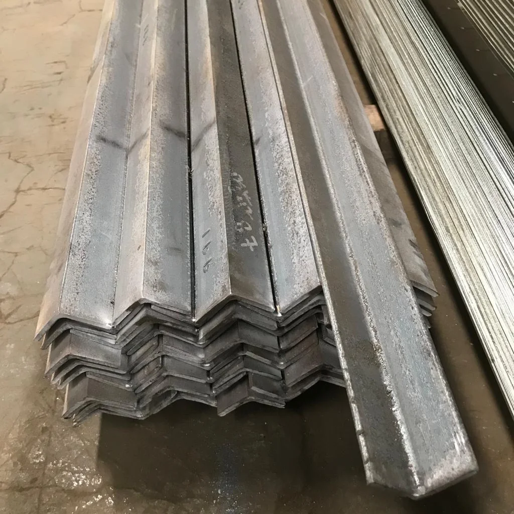 Ensuring Structural Integrity: A Comprehensive Guide to Angle Iron Application in Stair Tread Construction