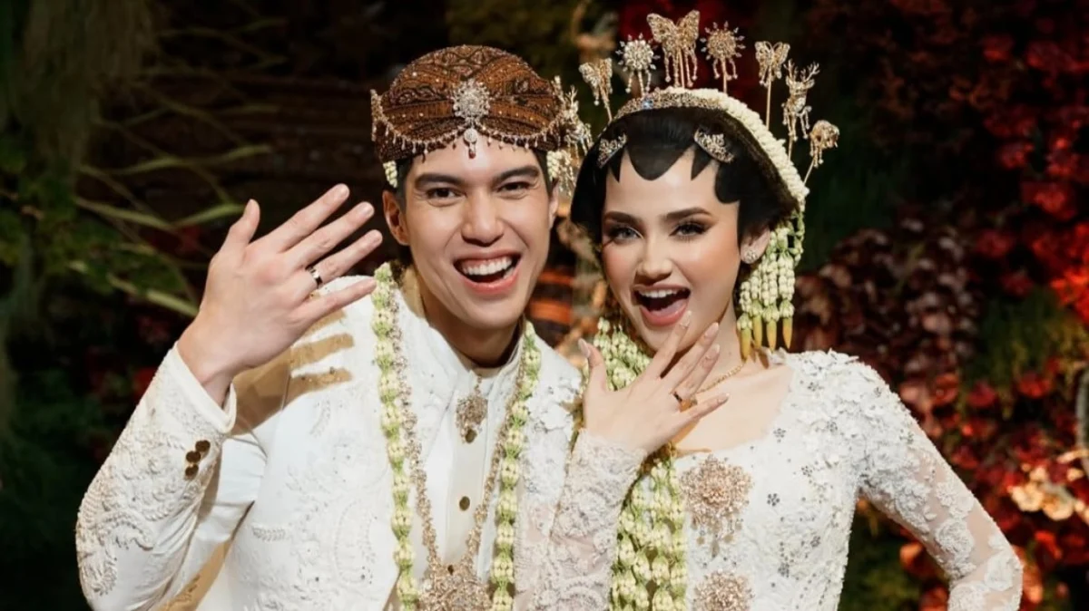 Hard Gumay Predicts El Rumi and Syifa Hadju Face Challenges as Aura Compatibility Questions Emerge Regarding Potential Marriage