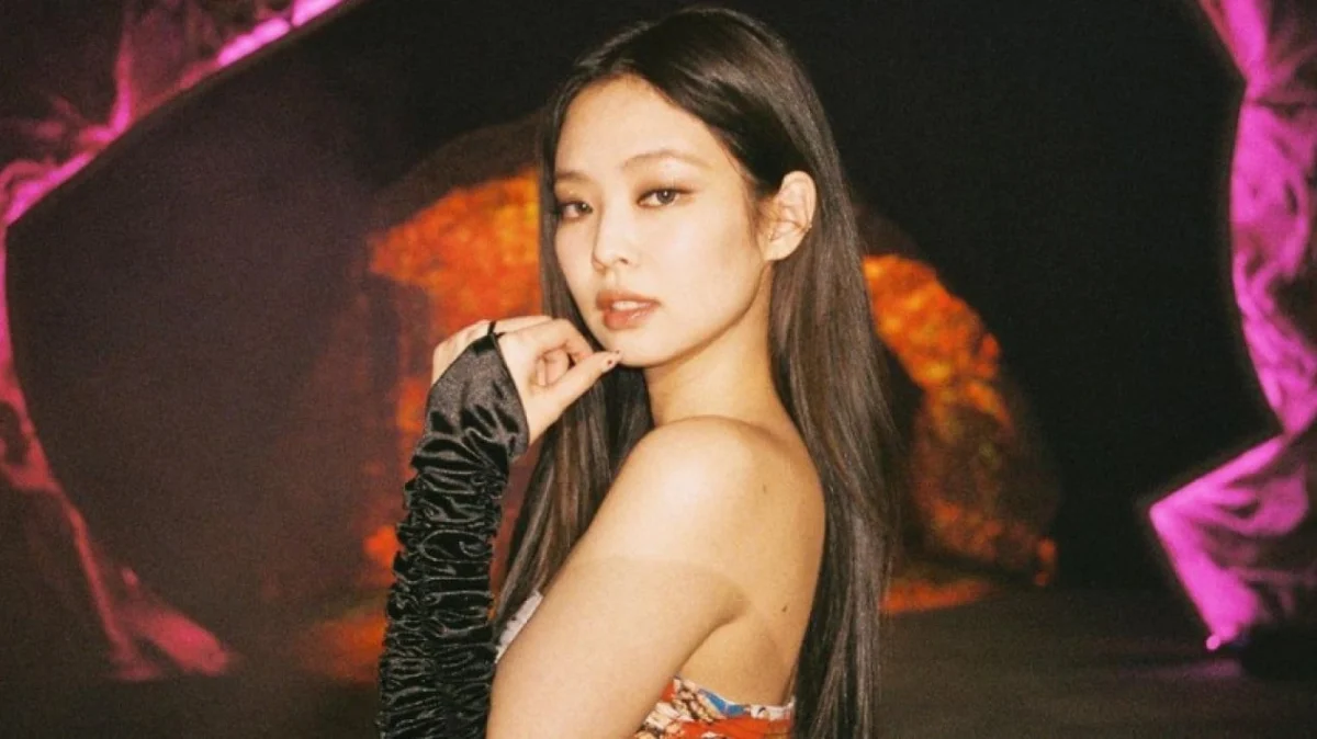 Jennie Kim Faces Unsubstantiated Dating Rumors Involving a Chinese Superstar Amid Skepticism from Fans and Netizens