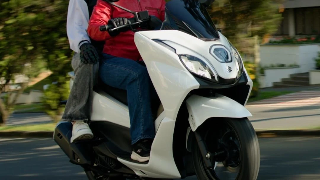 Suzuki Challenges Maxi-Scooter Dominance with the Global Launch of the Burgman 15 in Colombia