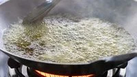 The Enigma of Foaming Frying Oil: Understanding Causes and Solutions for Home Cooks