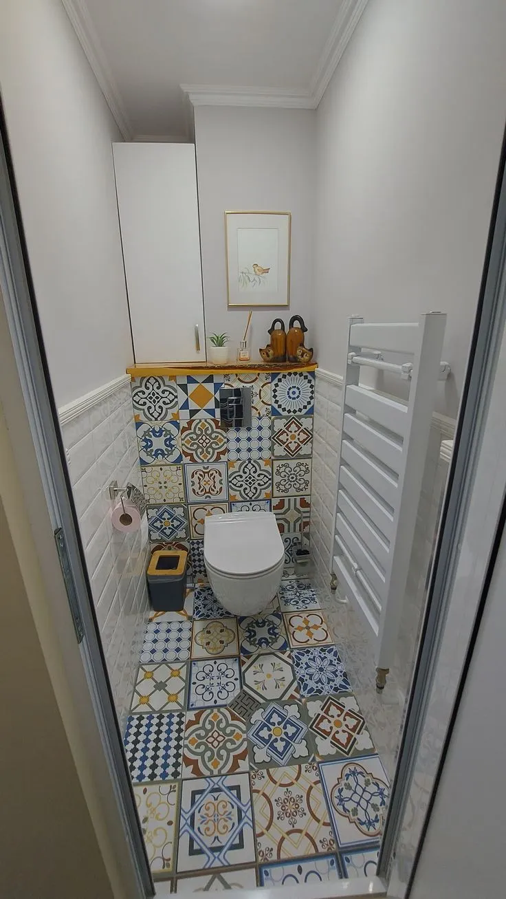 The Strategic Use of Large Format Tiles to Dramatically Expand Visual Space in Compact Homes and Modern Interiors