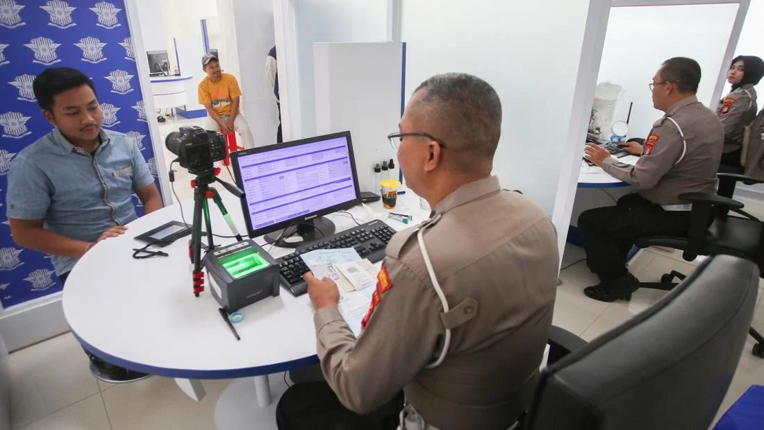 Jakarta Traffic Police Announce Limited One Day Dispensation for Expired Driver License Renewals Following Pancasila Day Holiday
