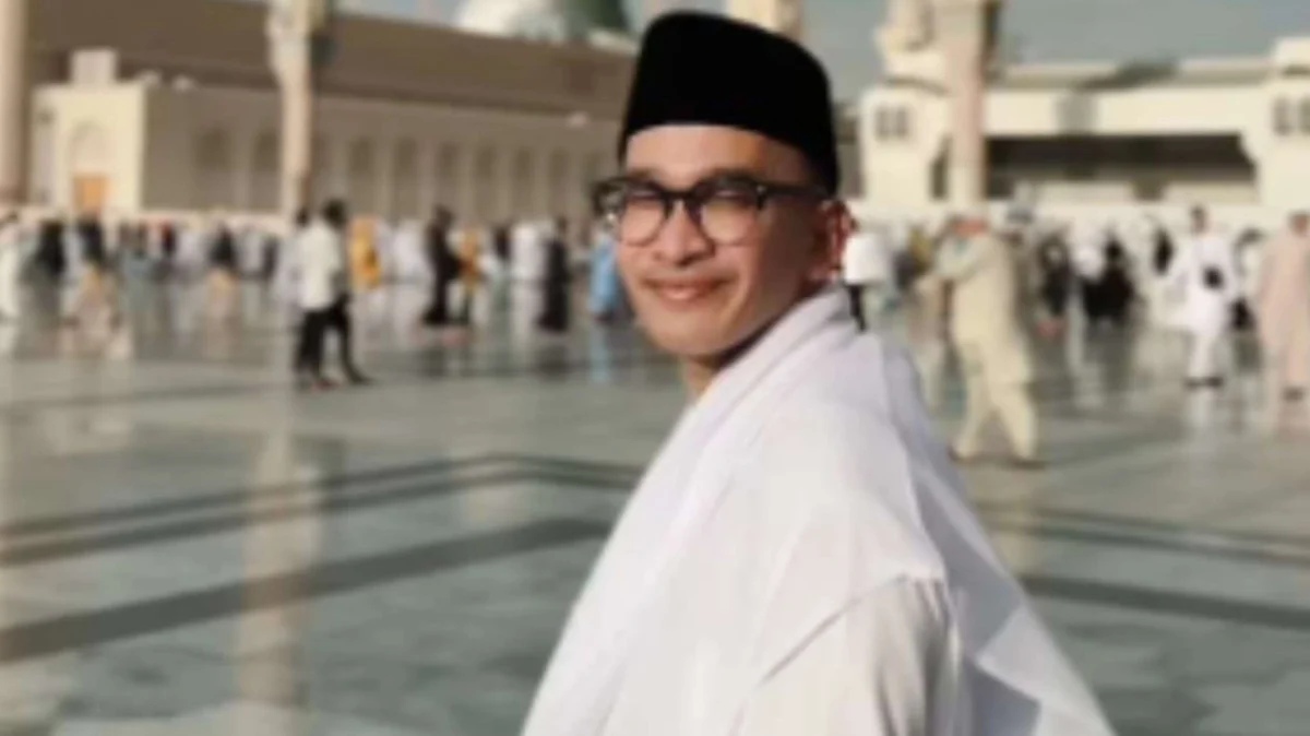Ruben Onsu Responds to Sarwendah Public Apology with Heartfelt Reflection on Fatherhood and Family Bonds