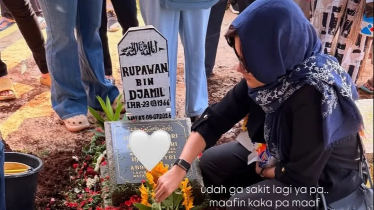 Audi Marissa Mourns the Passing of Her Father Rupawan Djamil Amidst Tributes from the Entertainment Industry