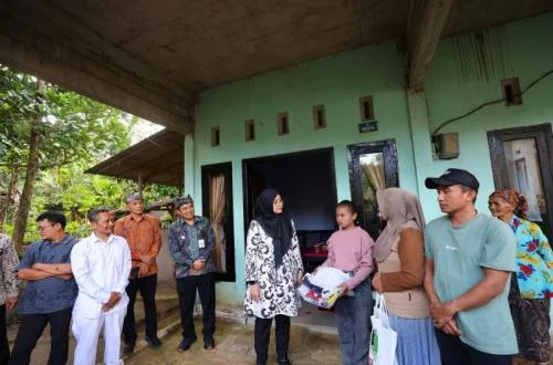 Banyuwangi’s "Rindu Bulan" Initiative: A Comprehensive Model for Reintegrating Out-of-School Children and Breaking the Cycle of Poverty