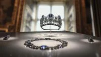 Louvre Jewel Heist Mastermind Reportedly Unhappy with Loot Size, Claim Suspects