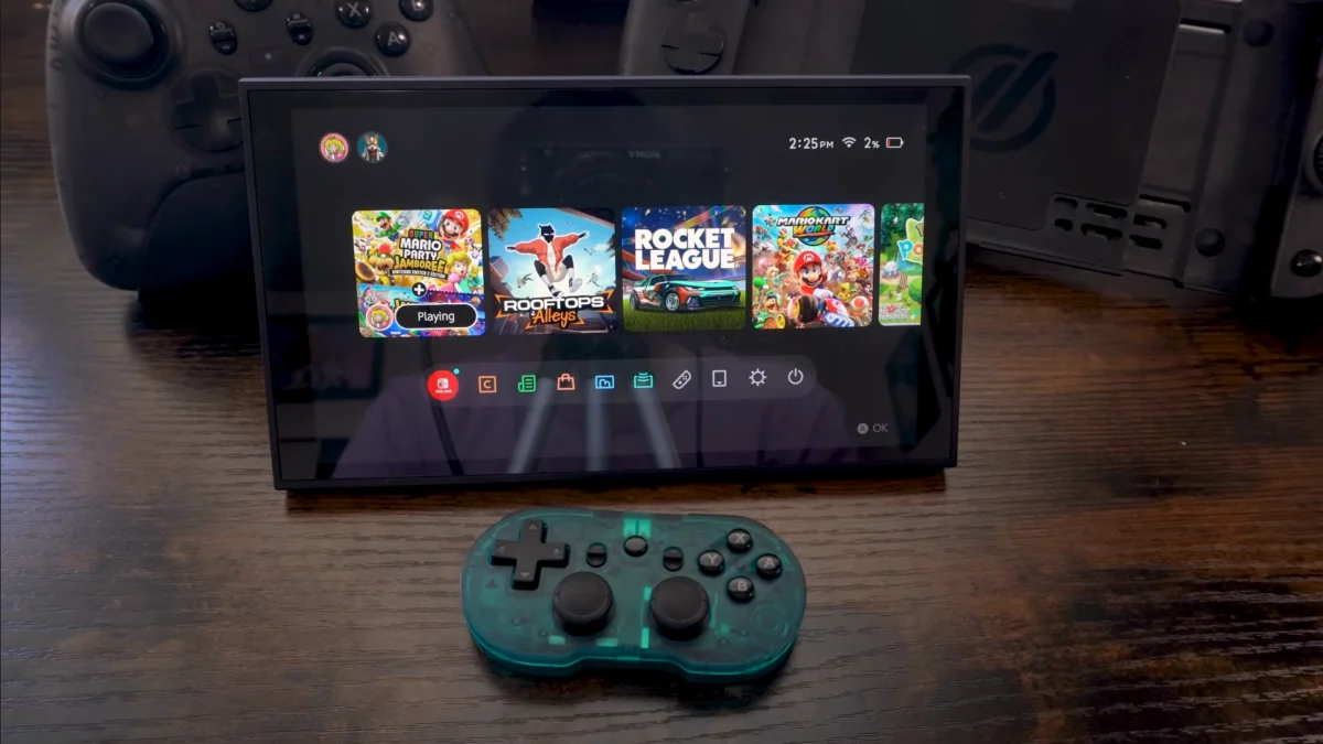 Controller CRKD Atom+ hadir dengan desain seukuran gantungan kunci, analog TMR, Bluetooth, dan dukungan Switch 2, PC, mobile, serta Smart TV.
