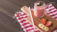 The Nutritional Science Behind Smoothie Pairings: Does Mixing Bananas with Blueberries Actually Destroy Health Benefits?