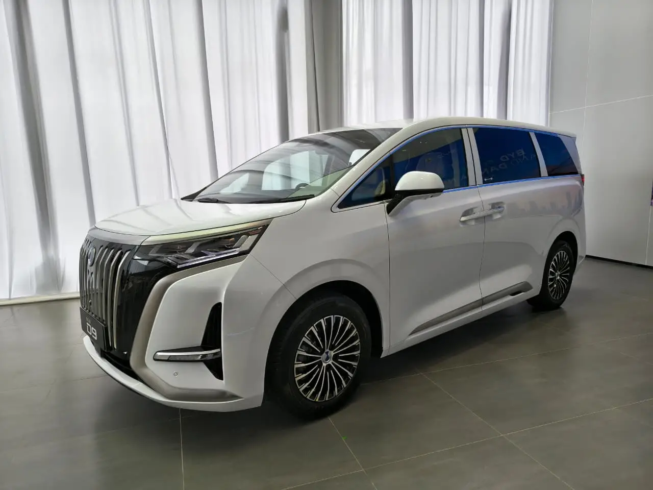 DANZA New D9 Officially Launches in Indonesia: Redefining the Luxury MPV Market with Advanced Comfort and State-of-the-Art Technology