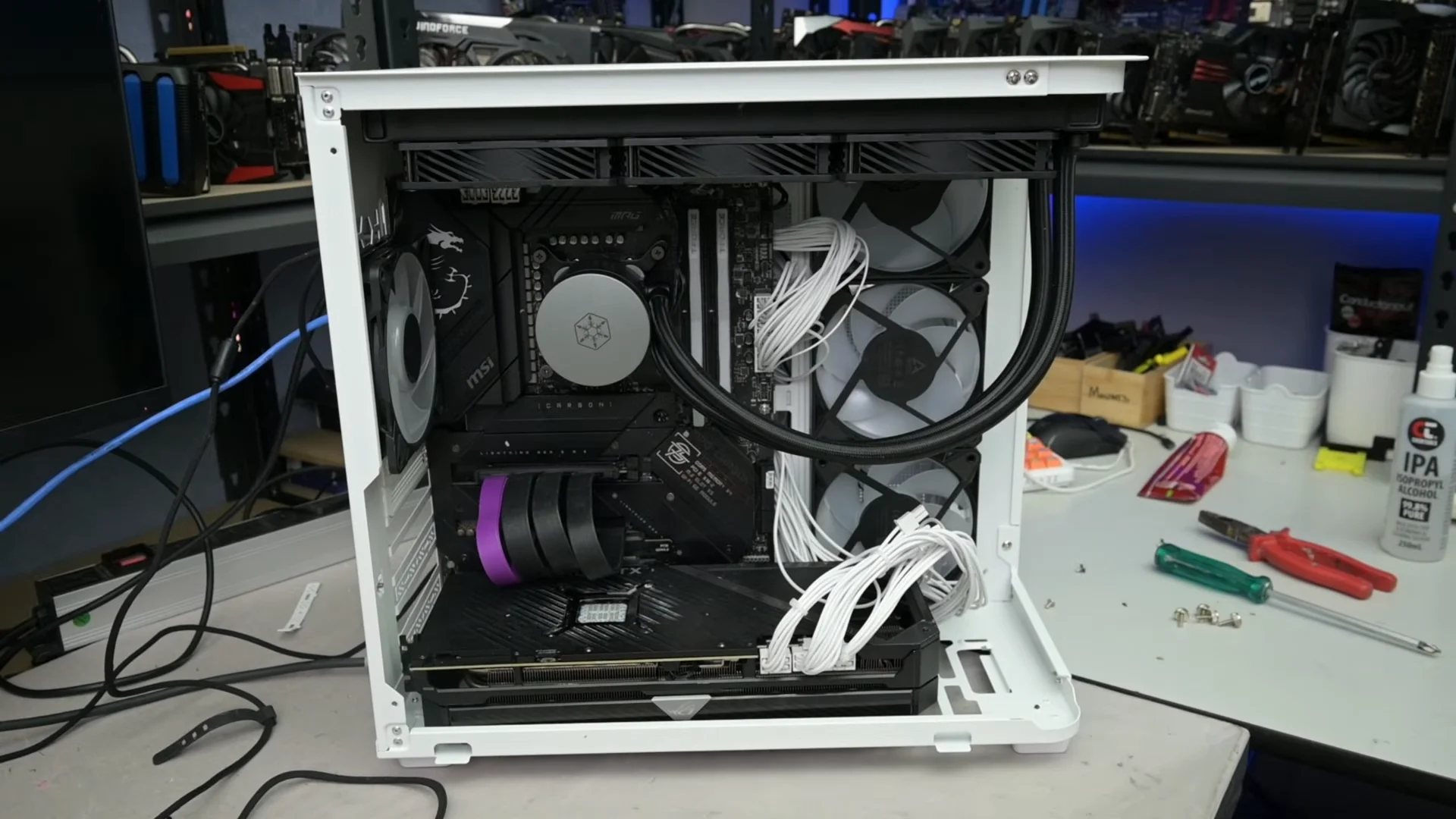 Pasang VGA Salah Posisi, Malah Bikin Suhu GPU Lebih Dingin?