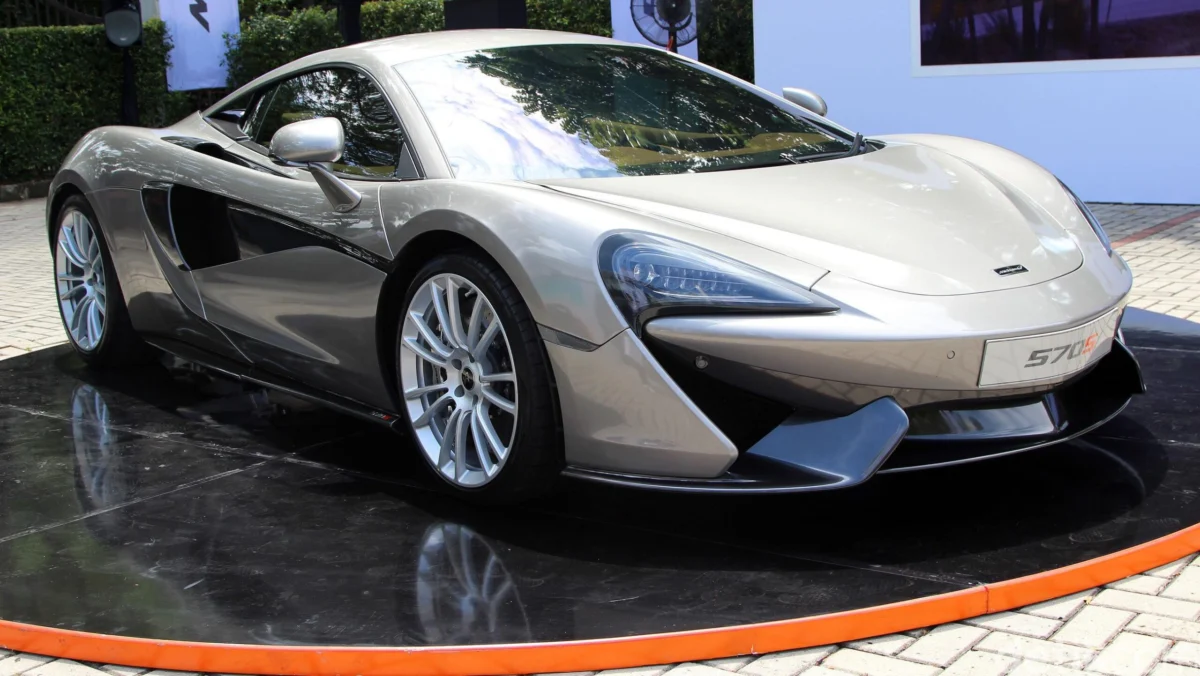 The Astonishing Case of the Tangerang Mechanic Registered as the Owner of a Multi-Billion Rupiah McLaren with Unpaid Taxes