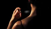 The Rise of Extrait de Parfum: Why Fragrance Enthusiasts Are Shifting Away from Body Mist to High-Concentration Scents